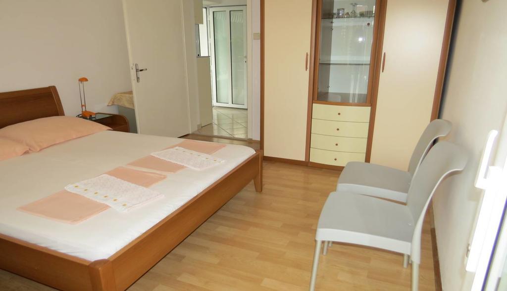Apartments Corluka Baška Voda Esterno foto