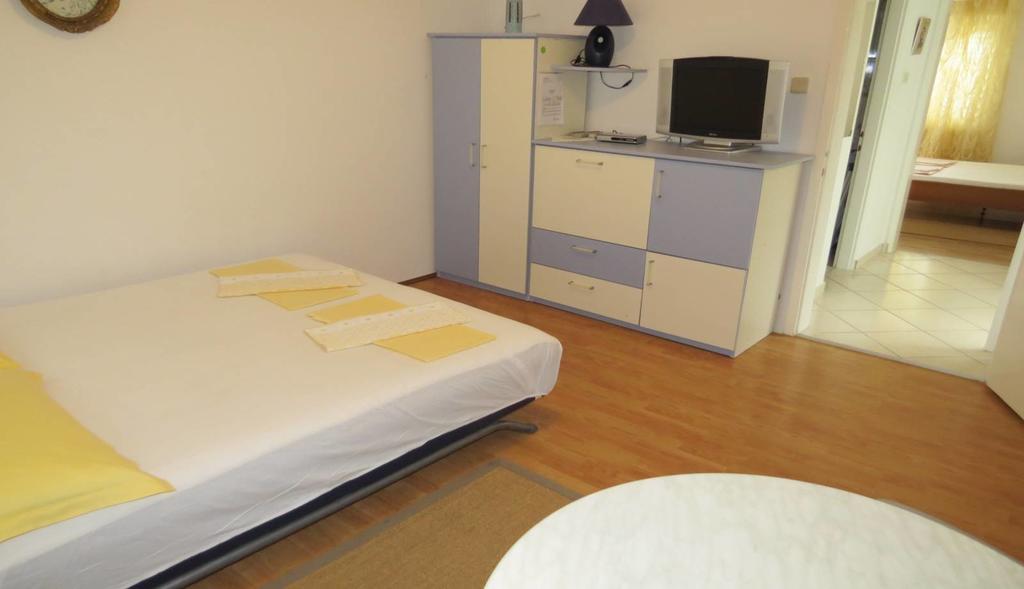 Apartments Corluka Baška Voda Esterno foto